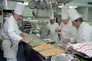 white_house_chefs_1981-cooking 3